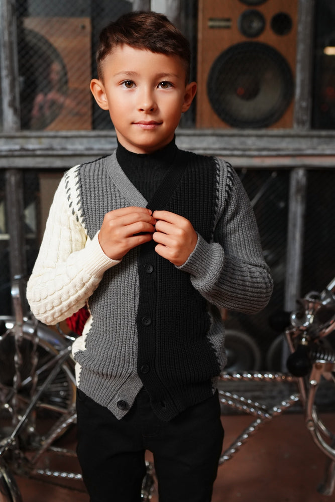 Motu Lou Cardigan - Charcoal