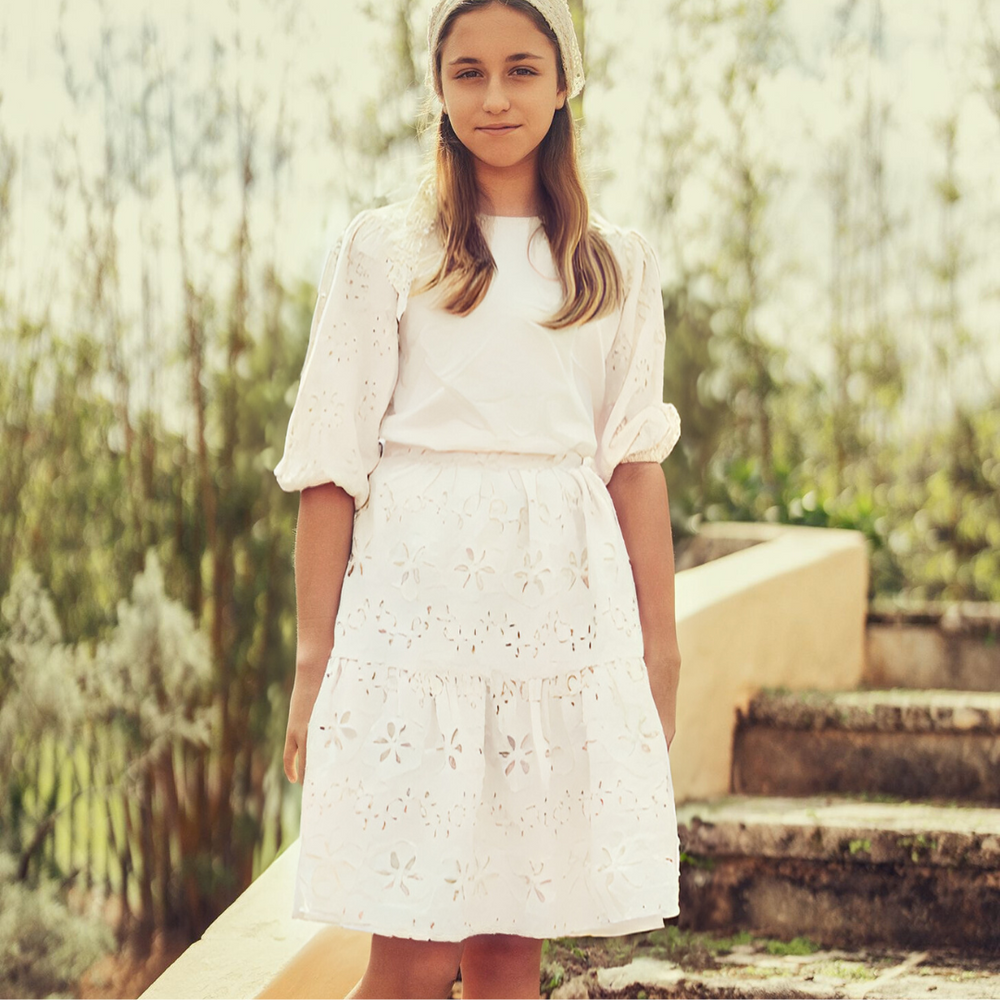 Teela Eyelet Teen Set - White