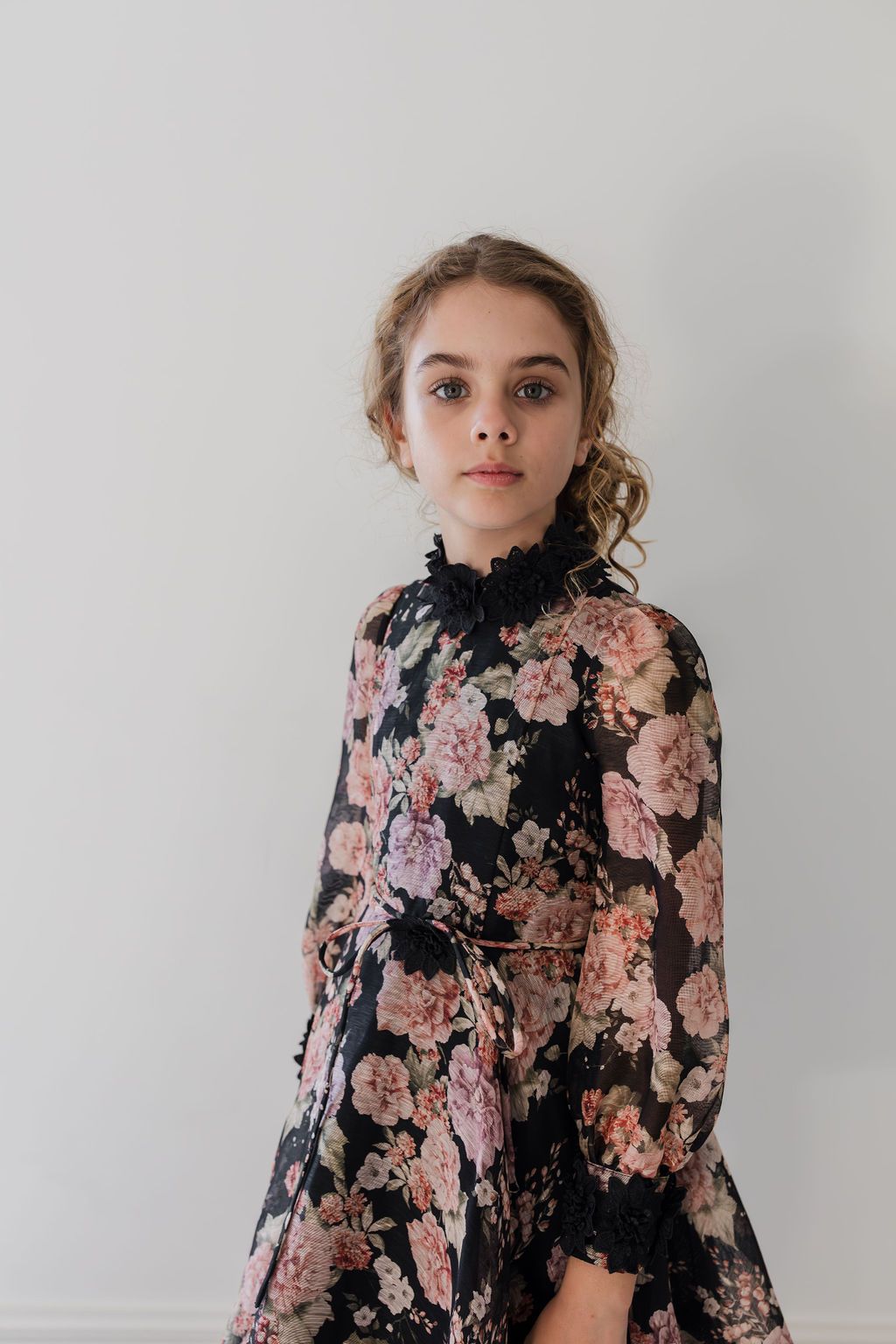 Petite Amalie Vintage Bloom Flower Applique Dress – The