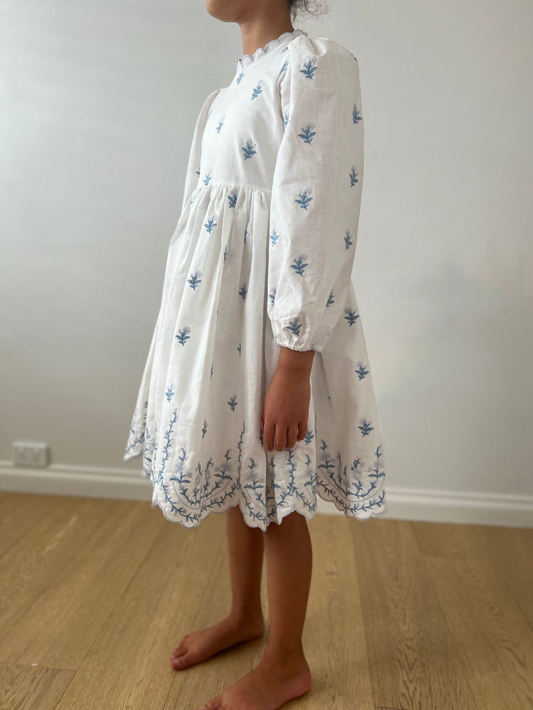 Petite Amalie Blue Rose Linen Dress